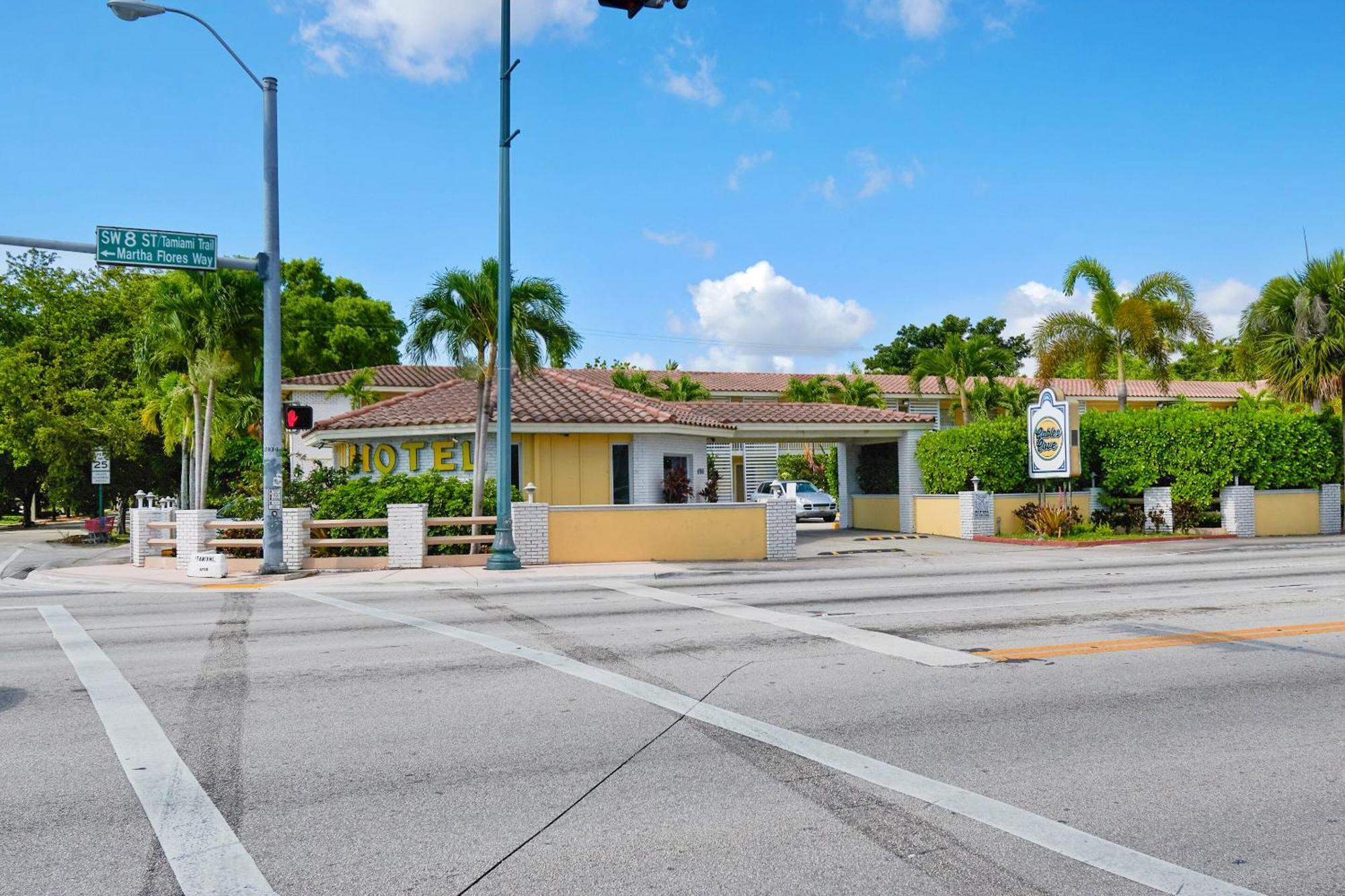Oyo Hotel Coral Gables - Miami Airport Eksteriør bilde