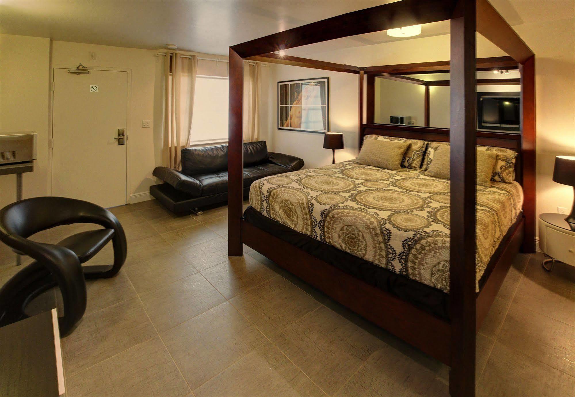 Oyo Hotel Coral Gables - Miami Airport Eksteriør bilde